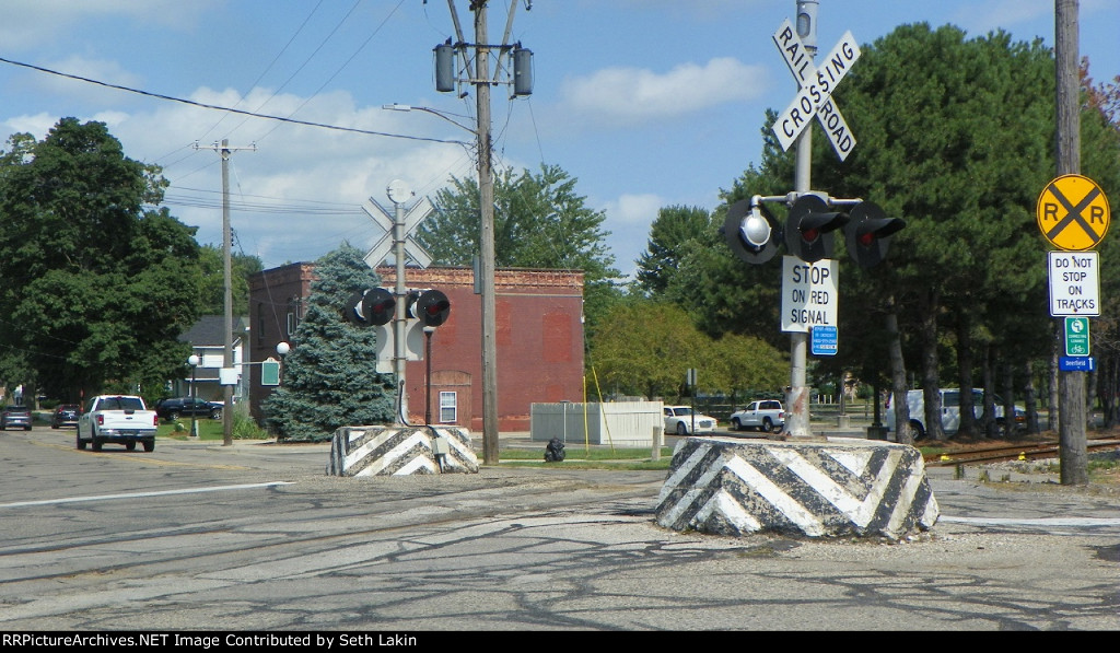 Lane St Crossing